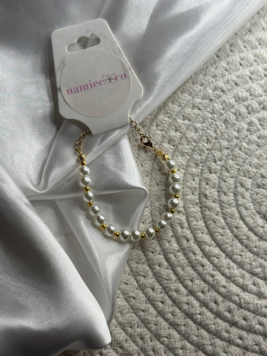Gold Iridescent Pearl Bracelet